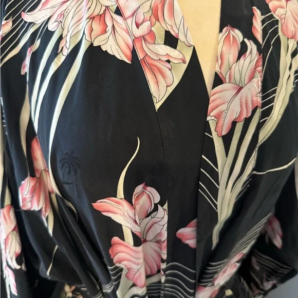 Tommy Bahama Black and Pink Silk Kimono Robe - Picture 2 of 4